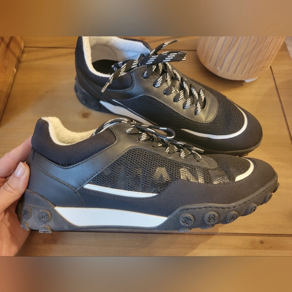 AUTHENTIC Chanel Black and White Sneakers Tennis Shoes 39